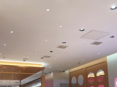 -龍歌自助小火锅(市南金茂湾店)