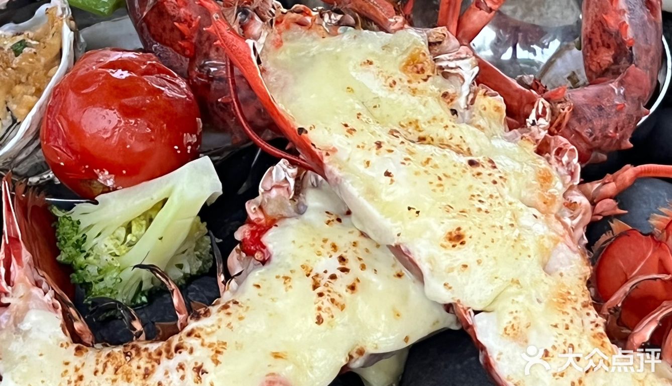 亚龙湾绝美海景享用海鲜大餐🦀