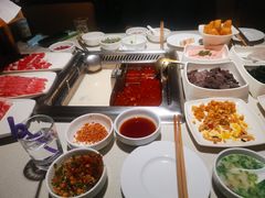 -海底捞火锅鲜切牛肉主题店(长寿路店)
