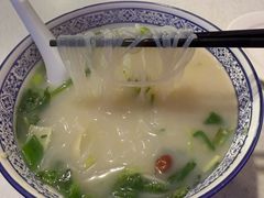 -烤鸭肉夹馍鸭汤店