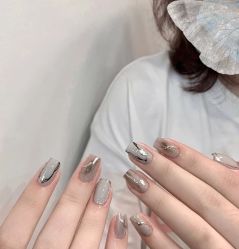 -1T·1M 日式美甲美睫