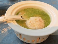 清炖芦蒿狮子头-扬州香格里拉·香宫中餐厅