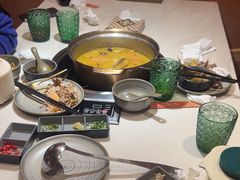-喃喃椰·糟粕醋·椰子鸡火锅(七堡花园店)