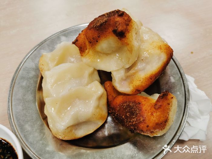 章氏(车站北路店)鲜肉锅贴图片
