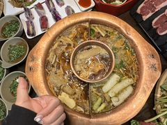 -滇釜火锅·能喝汤的火锅(车公庄店)