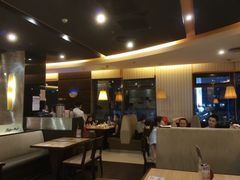 -必胜客(机场路店)