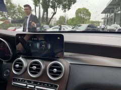 -上海星瀚奔驰4S店(红柳路店)