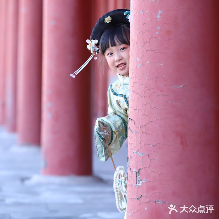 小格格打卡北京故宫[加油]