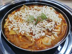 -三清洞摩西韩式年糕火锅(威高广场店)