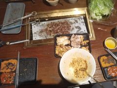 -新石器烤肉(中房金谊广场店)