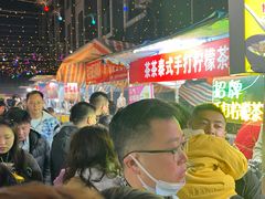 -南湖公园地摊集市
