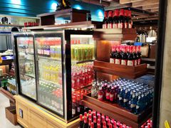 面包甜点陈列柜-盛江山自助料理(奥莱锦辉购物广场店)