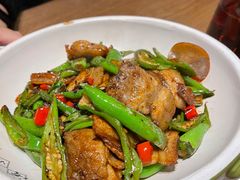 农家小炒肉-川流不息(北蔡休闲广场店)