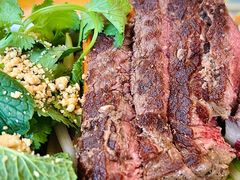 煎牛肉泰碗配红咖喱-Wagas沃歌斯(合生汇店)