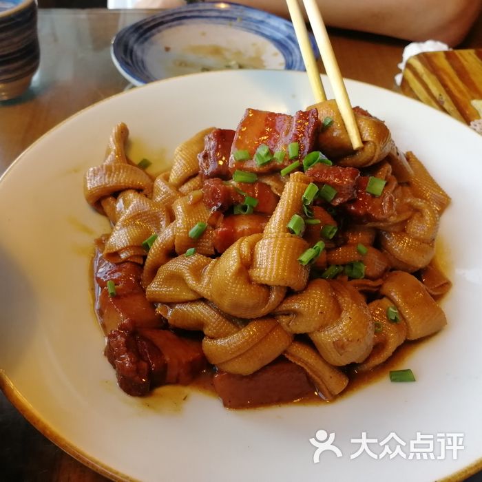 95号酱骨·一块豆腐小坛肉豆腐扣图片-北京东北菜-大众点评网