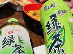 -爆炸头阿姨小四川正宗川味小吃(无任何分店)
