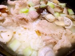 肥牛香菇泡饭-绿茵阁(体育西分店)