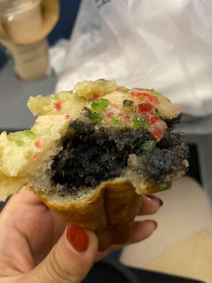 老法头梅花糕(南禅寺店)-"据说是无锡最好吃的梅花糕,个人认为盛名之.