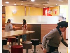 大堂-麦当劳(领展中心城店)