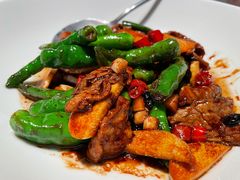 辣椒炒肉-荣轩(新荣记环球金融中心店)