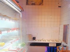 -钢管厂五区小郡肝串串香火锅(人民广场店)