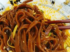 -宣海荣锅贴大王·陕味小吃集(钟楼店)