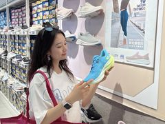 -砂之船奥莱(南京江宁店)
