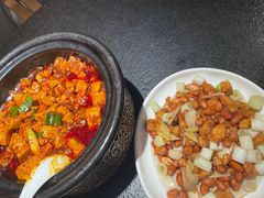 -万重锦·人文川菜馆(骡马市店)