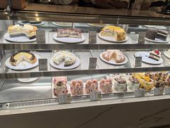 -Laderach 莱德拉(上海环贸iapm店)