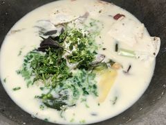 紫苏青椒锅-鲜潭蒸汽石锅鱼(五道口购物中心店)