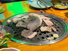 -唯成•韩国炭火烤肉 유성고기