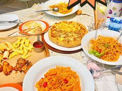 -必胜客(WOW中心城店)