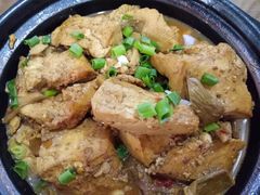 -临街徽菜馆·正宗黄山味