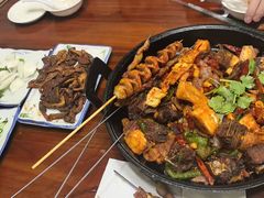 -嘉峪关伊俩寺烤肉店