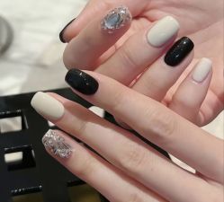 -斯馨·健康美甲美睫