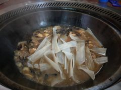 -柴火东北铁锅炖(鲁班店)