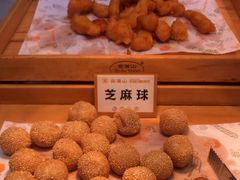 -金滏山烤肉·海鲜·火锅自助餐厅(襄阳万达店)
