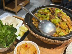 -一朵菌·野生菌探索家火锅(南亚店)