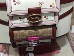 -COACH蔻驰(德基广场店)