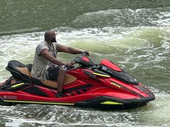 -泰达航母主题公园