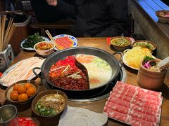 -萍姐火锅·公路夜市(武汉首店)