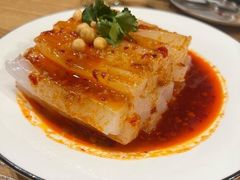 -丝路天山酒店(国际大巴扎店)