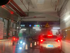-徐汇日月光地下停车场
