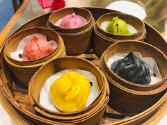 清新五彩小笼包-龍堂蟹黄小笼包(万家丽店)