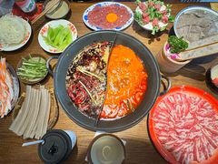 -萍姐火锅·公路夜市(武汉首店)