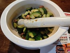 -三个大叔烤羊肉串·炭炉砂锅菜(西三旗店)