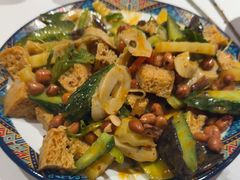-亚伟瓦罐面美食城(淇县总店)