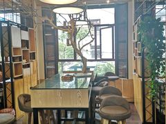 -霸王茶姬(南强街店)
