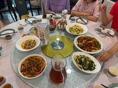 -汗腾格里·风味餐厅(新疆驻京办店)