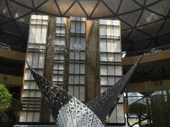 -上海滴水湖皇冠假日酒店